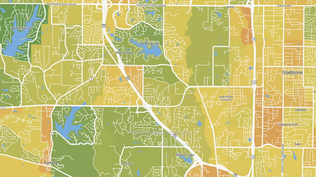 Map of the best neighborhoods in the 64151 area, with better matches in green and worse matches in red