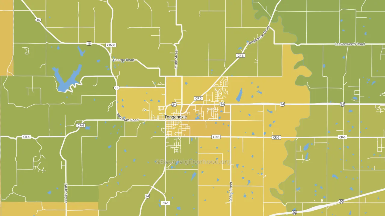 Map of the best neighborhoods in the 66086 area, with better matches in green and worse matches in red