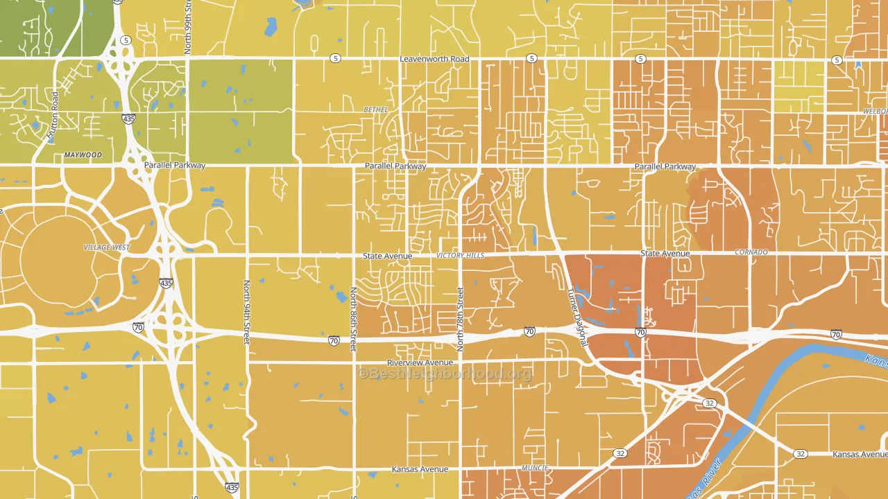Map of the best neighborhoods in the 66112 area, with better matches in green and worse matches in red