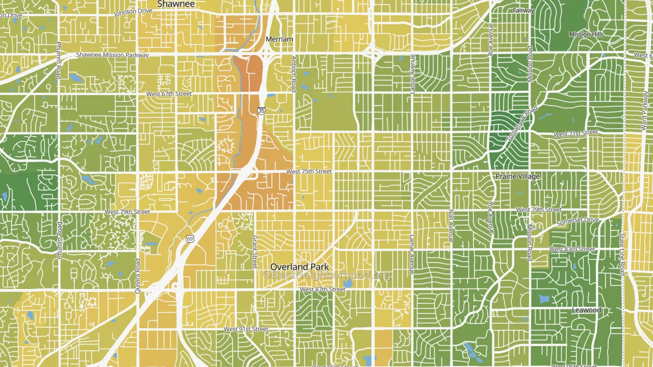 Map of the best neighborhoods in the 66204 area, with better matches in green and worse matches in red
