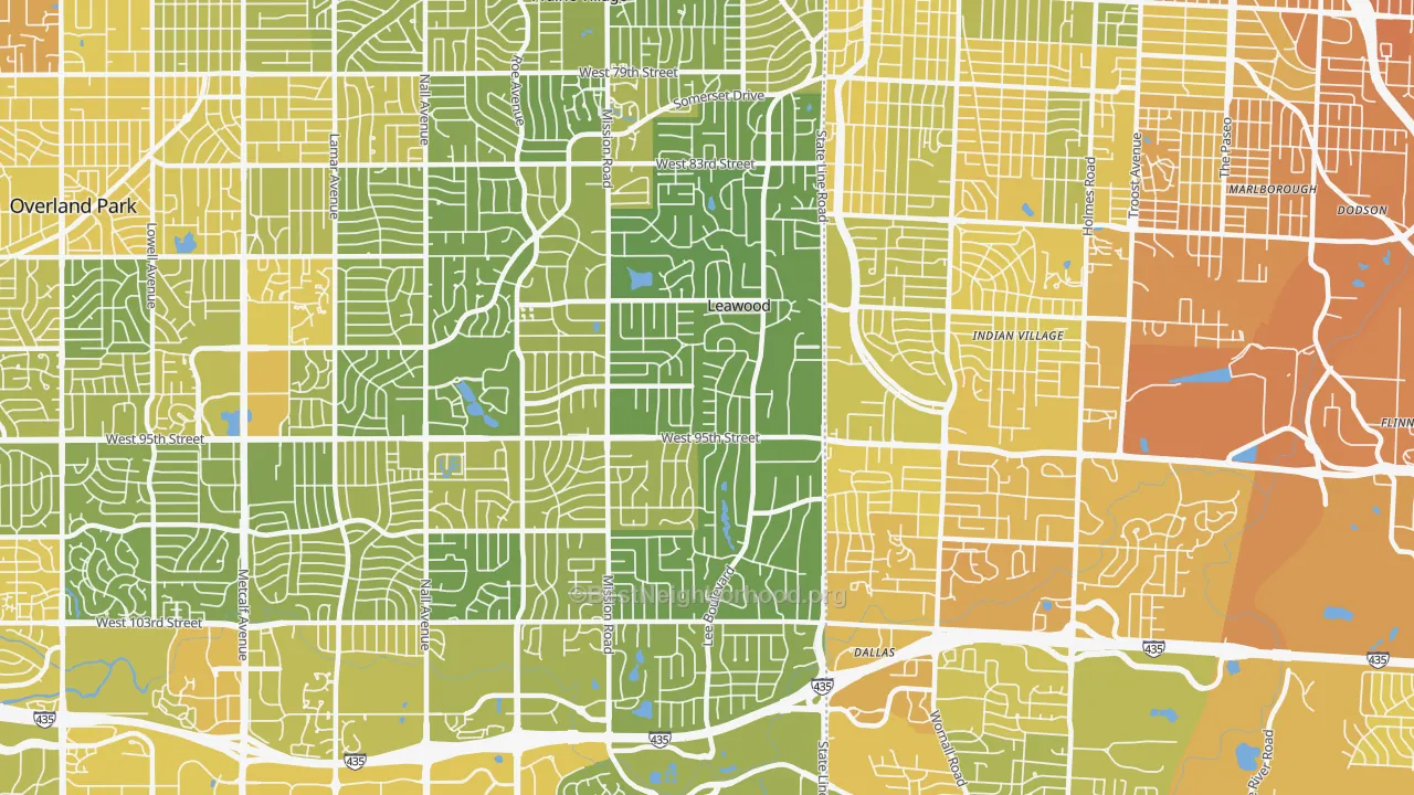 Map of the best neighborhoods in the 66206 area, with better matches in green and worse matches in red