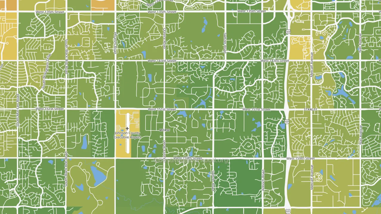 Map of the best neighborhoods in the 66221 area, with better matches in green and worse matches in red
