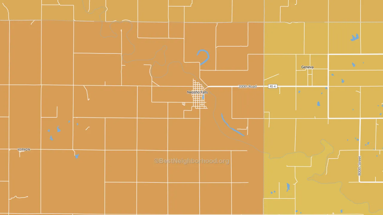 Map of the best neighborhoods in the 66758 area, with better matches in green and worse matches in red