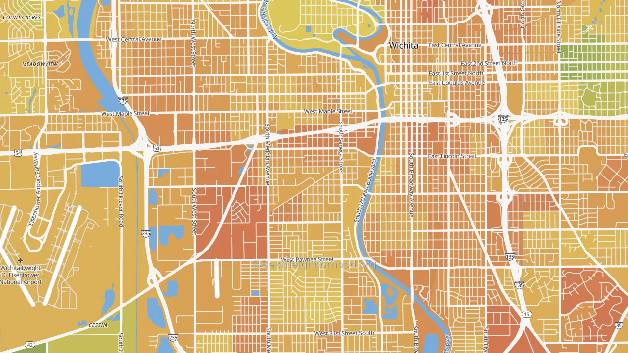 Map of the best neighborhoods in the 67213 area, with better matches in green and worse matches in red