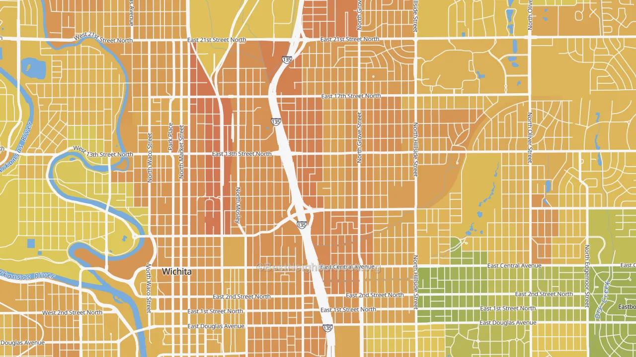 Map of the best neighborhoods in the 67214 area, with better matches in green and worse matches in red