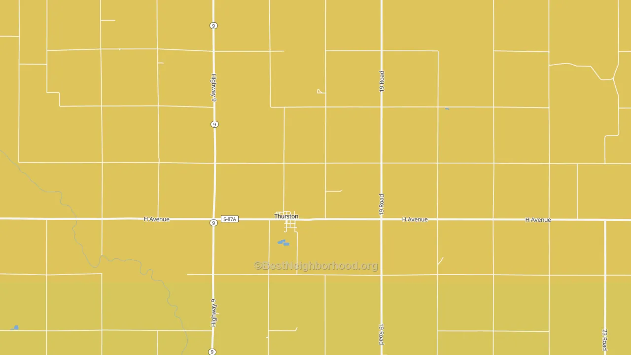 Map of the best neighborhoods in the 68062 area, with better matches in green and worse matches in red