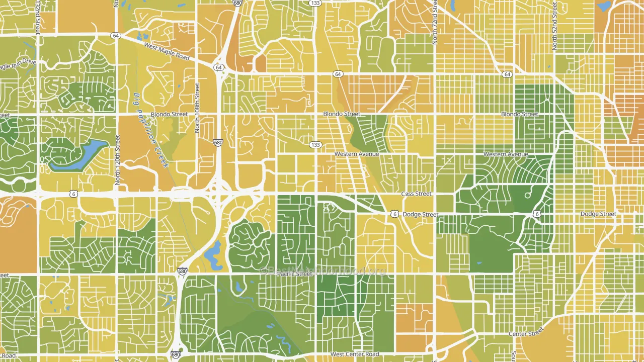 Map of the best neighborhoods in the 68114 area, with better matches in green and worse matches in red