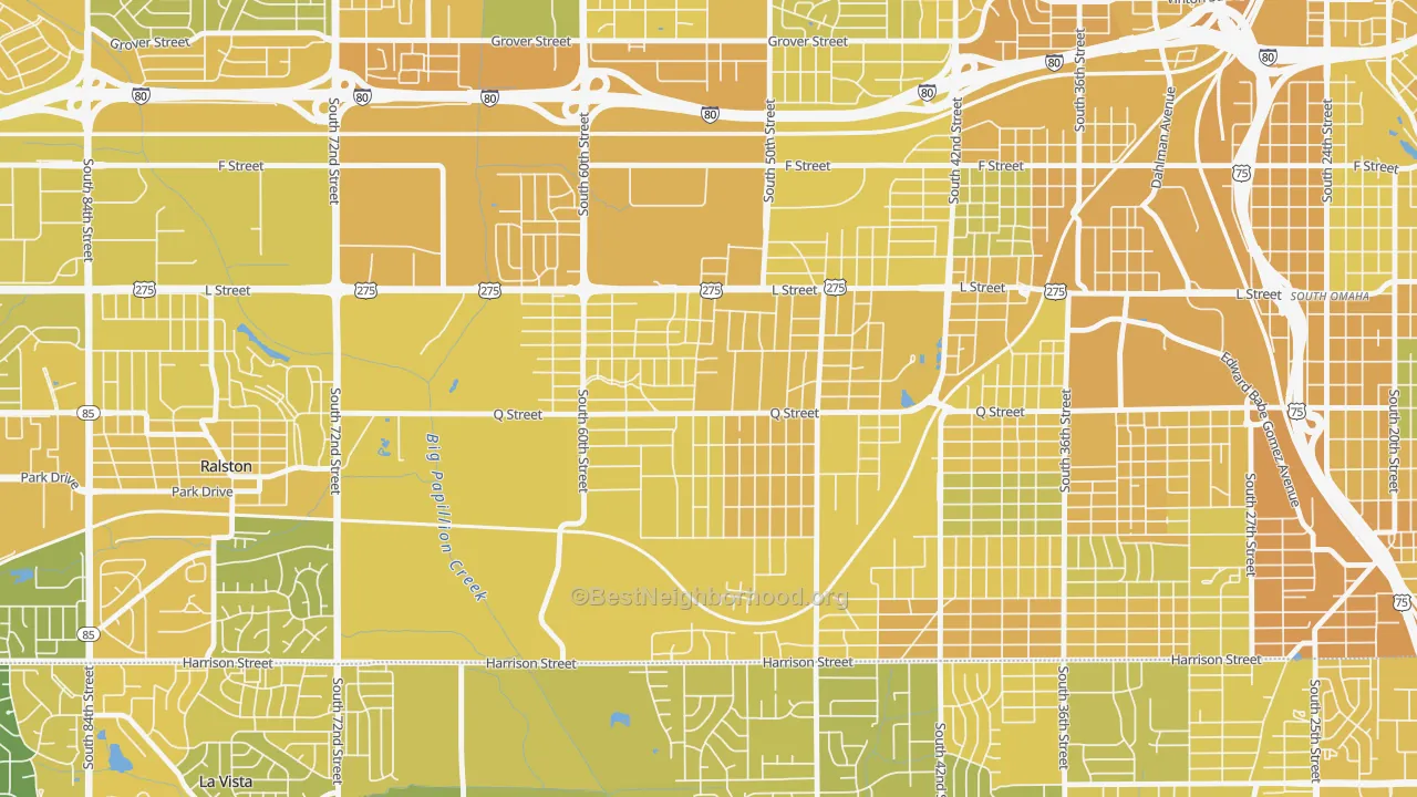 Map of the best neighborhoods in the 68117 area, with better matches in green and worse matches in red
