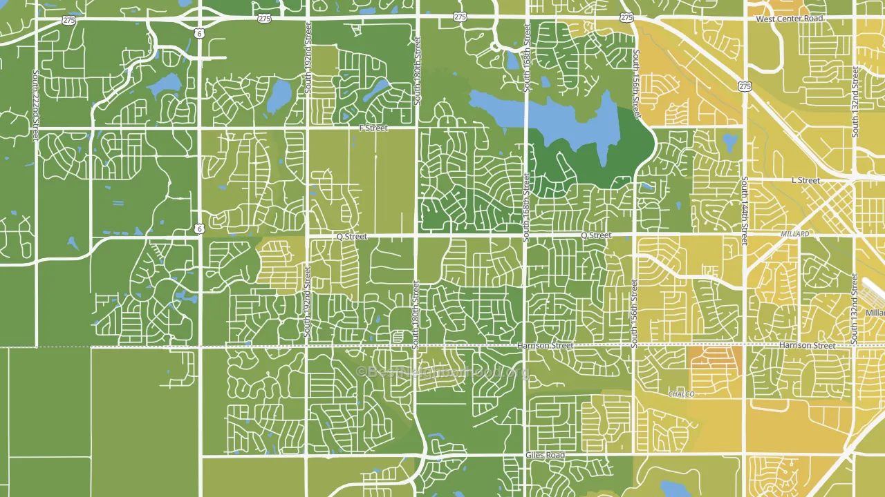 Map of the best neighborhoods in the 68135 area, with better matches in green and worse matches in red