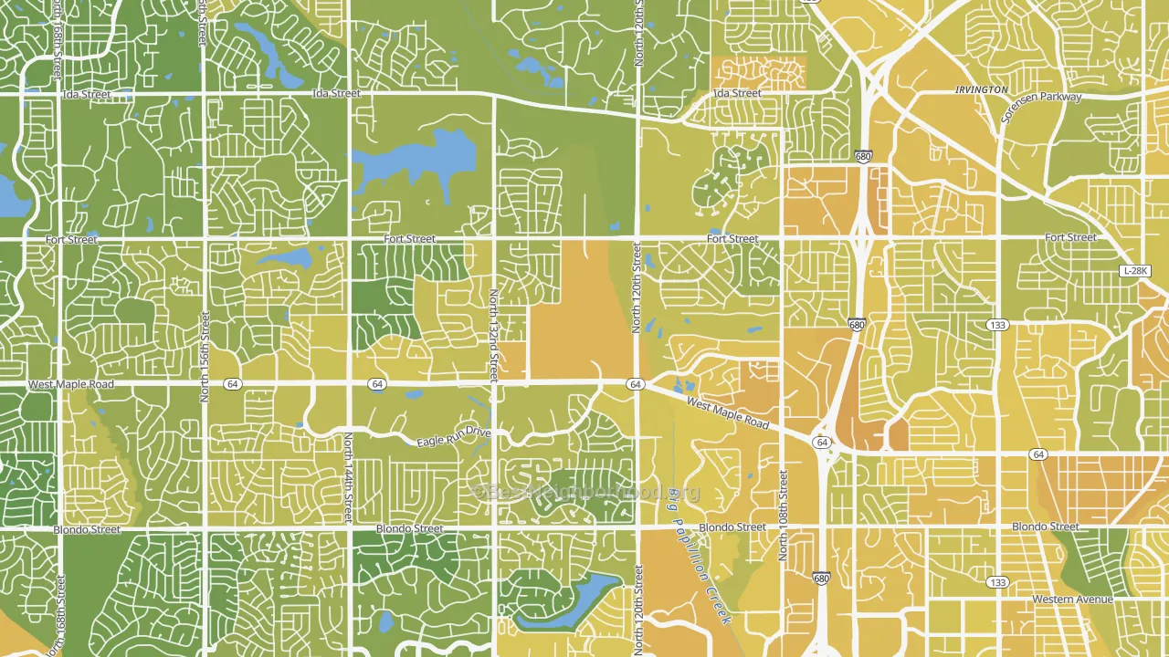 Map of the best neighborhoods in the 68164 area, with better matches in green and worse matches in red