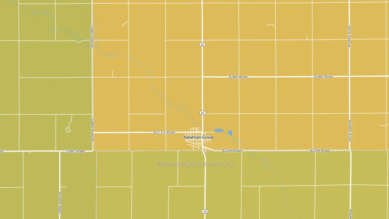 Map of the best neighborhoods in the 68758 area, with better matches in green and worse matches in red