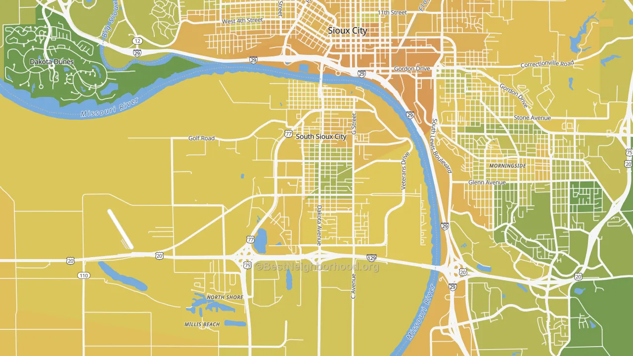 Map of the best neighborhoods in the 68776 area, with better matches in green and worse matches in red