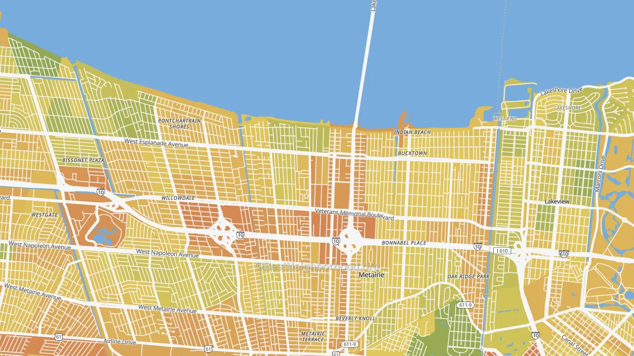 Map of the best neighborhoods in the 70002 area, with better matches in green and worse matches in red