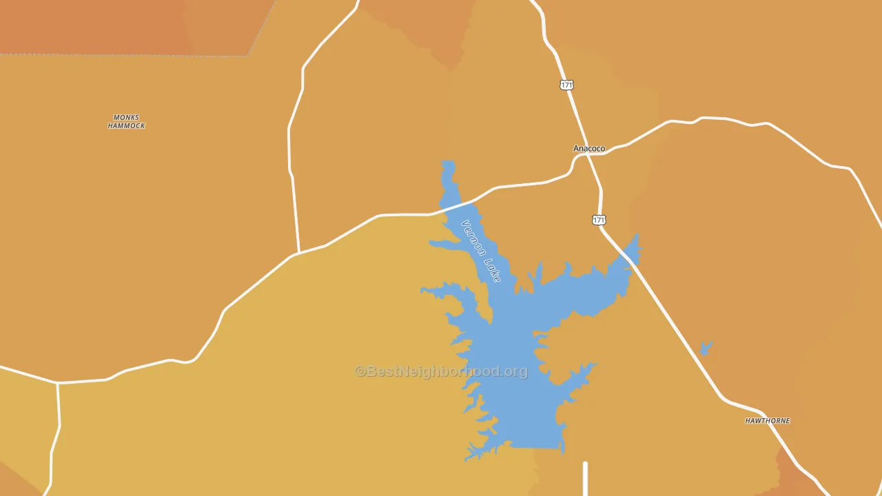 Map of the best neighborhoods in the 71403 area, with better matches in green and worse matches in red