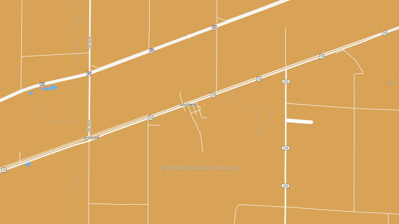 Map of the best neighborhoods in the 72340 area, with better matches in green and worse matches in red