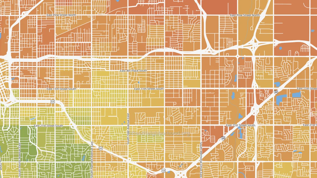 Map of the best neighborhoods in the 74112 area, with better matches in green and worse matches in red