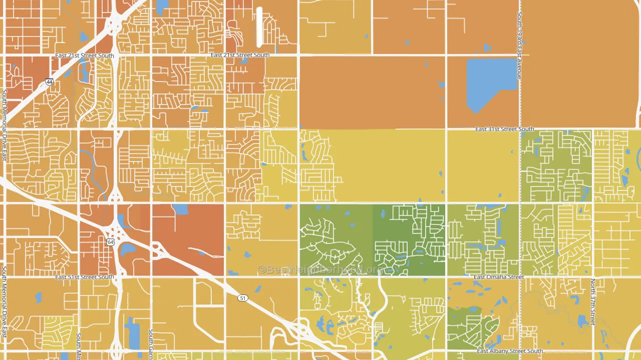 Map of the best neighborhoods in the 74134 area, with better matches in green and worse matches in red
