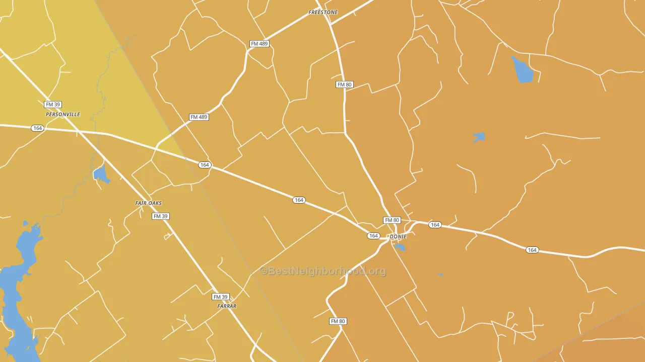 Map of the best neighborhoods in the 75838 area, with better matches in green and worse matches in red