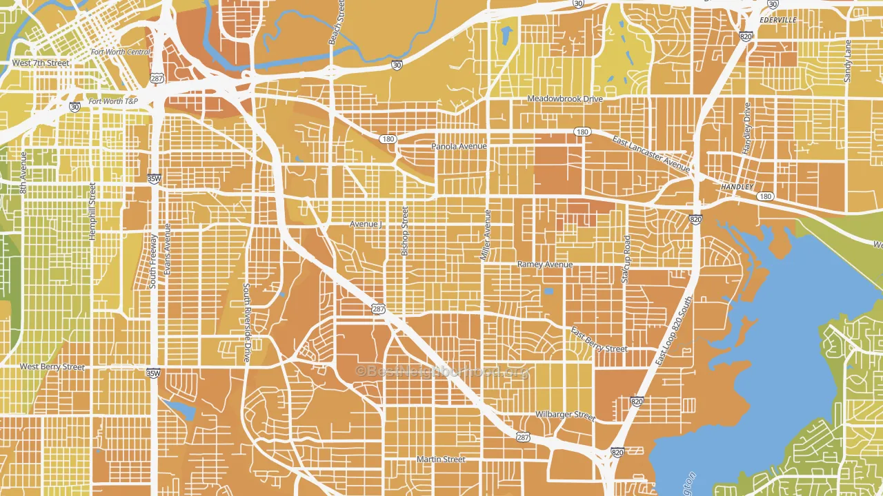 Map of the best neighborhoods in the 76105 area, with better matches in green and worse matches in red