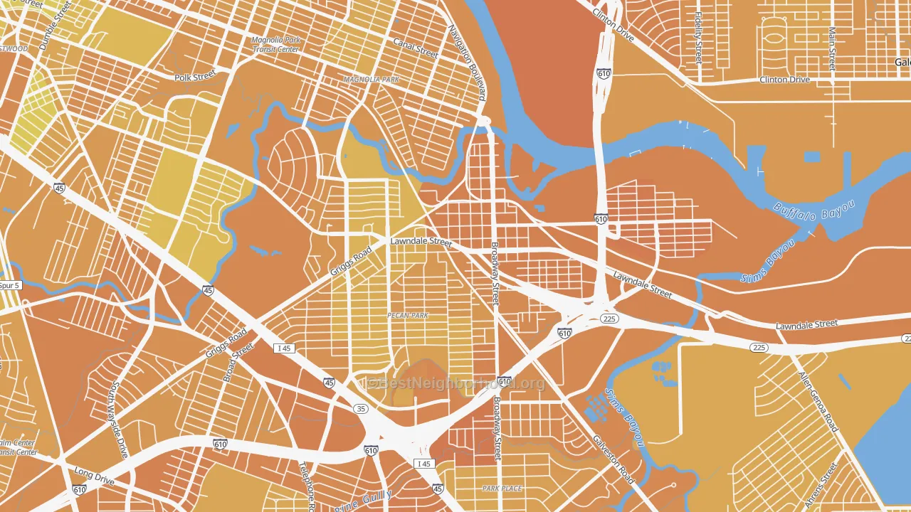 Map of the best neighborhoods in the 77012 area, with better matches in green and worse matches in red