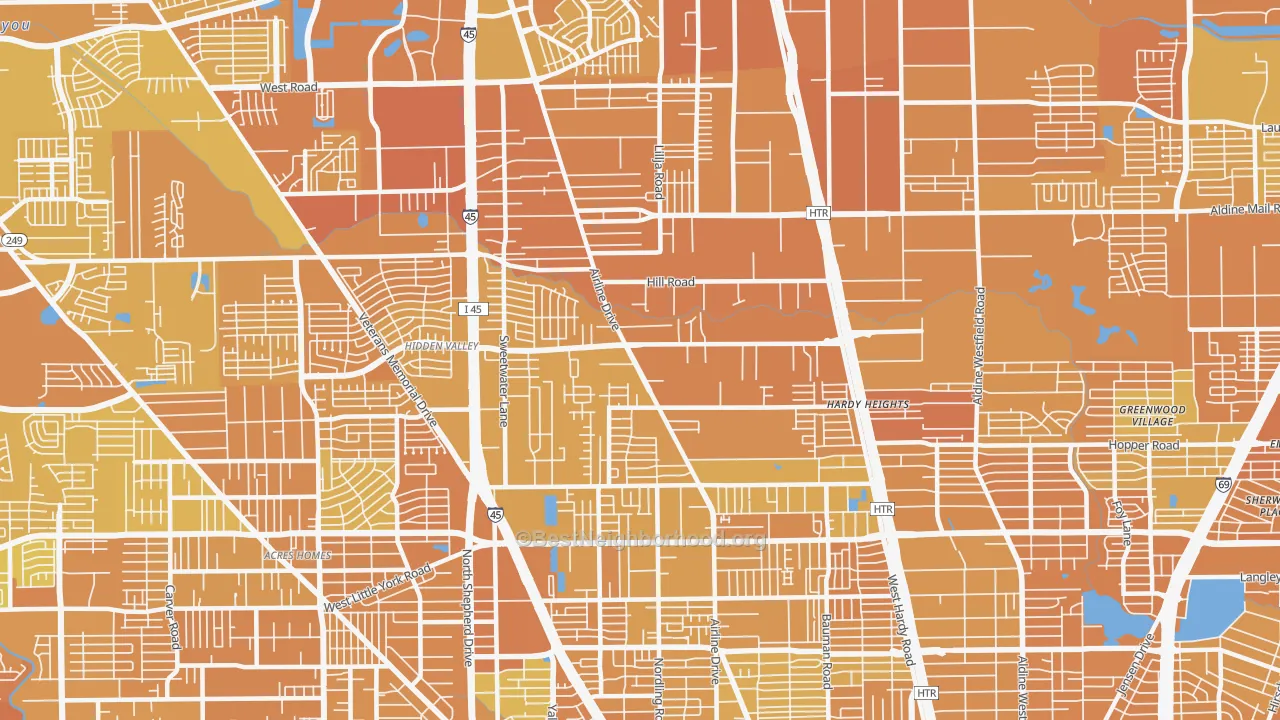 Map of the best neighborhoods in the 77037 area, with better matches in green and worse matches in red