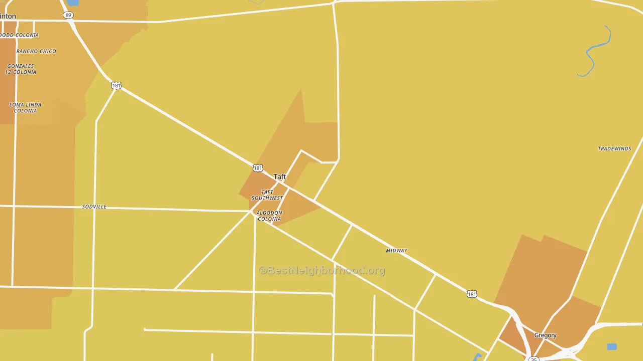Map of the best neighborhoods in the 78390 area, with better matches in green and worse matches in red