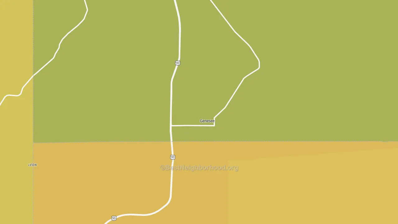 Map of the best neighborhoods in the 83832 area, with better matches in green and worse matches in red