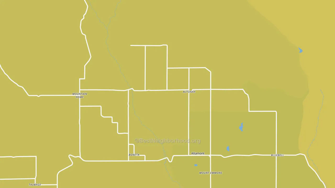 Map of the best neighborhoods in the 84002 area, with better matches in green and worse matches in red