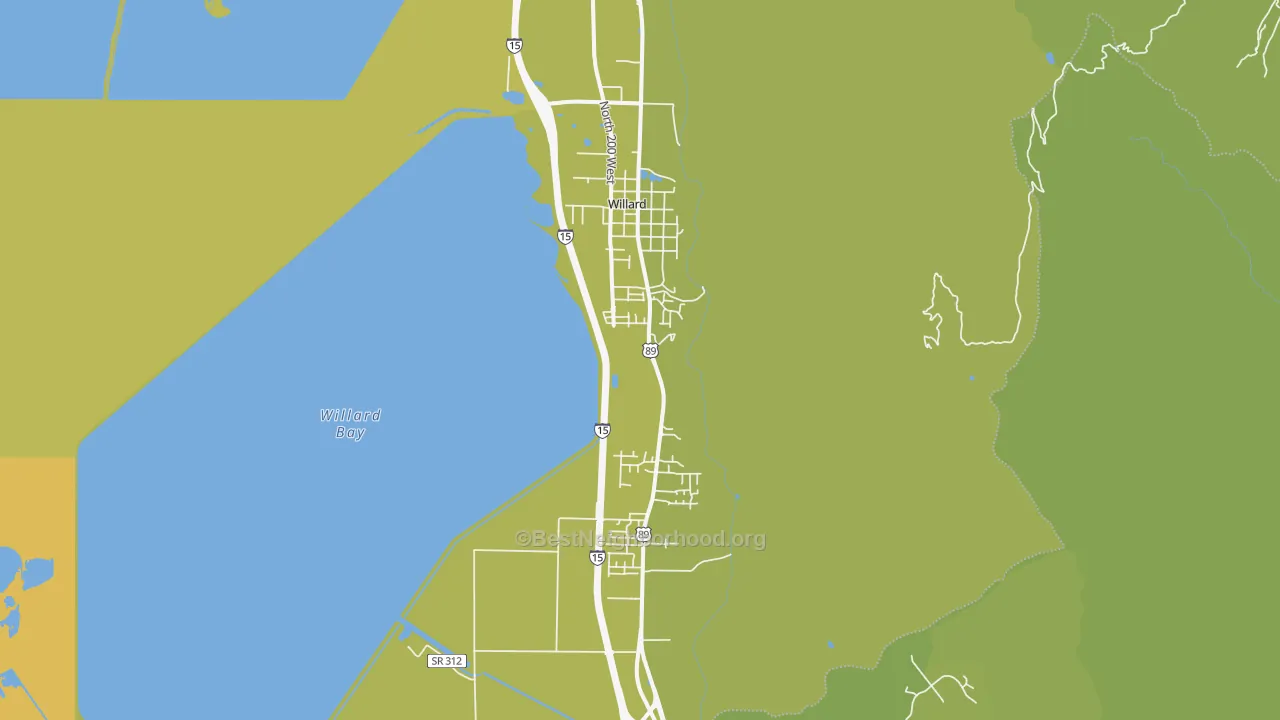 Map of the best neighborhoods in the 84340 area, with better matches in green and worse matches in red