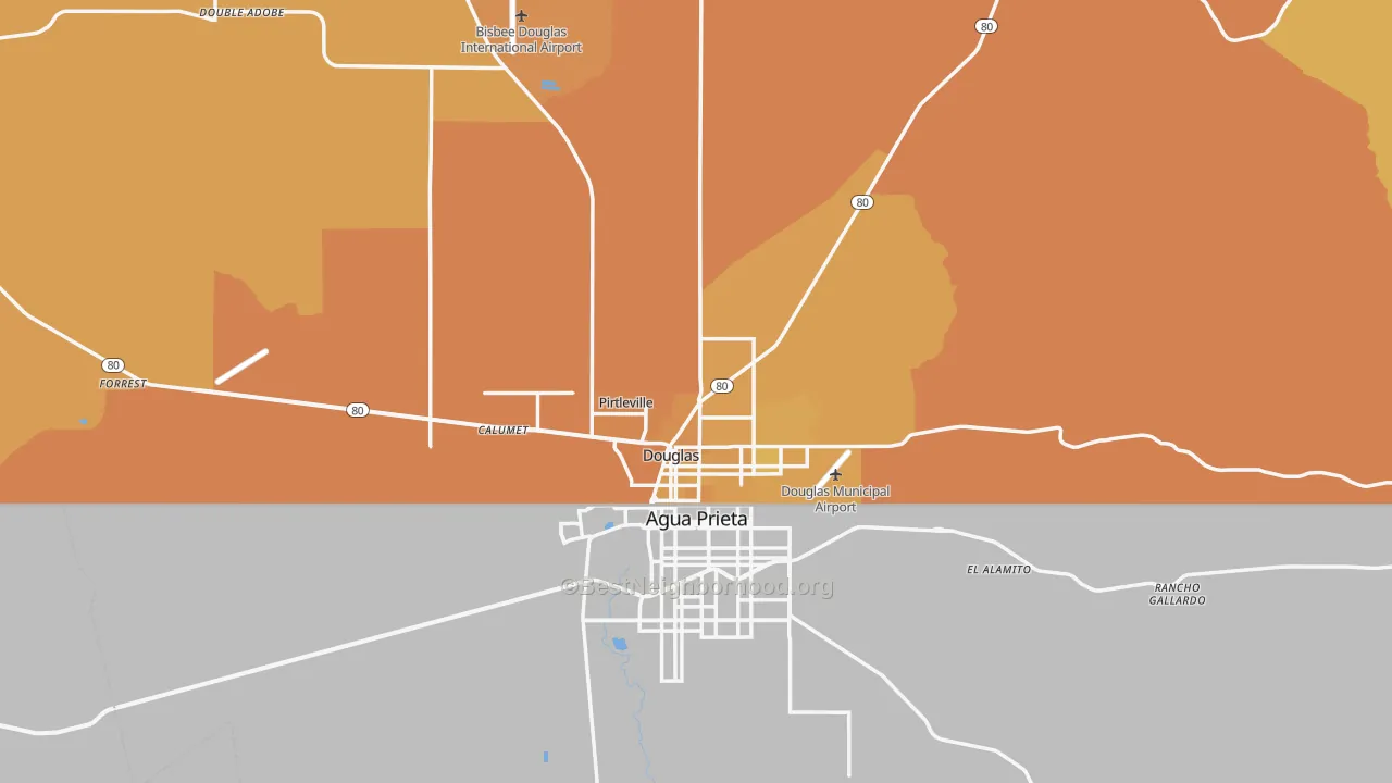 Map of the best neighborhoods in the 85607 area, with better matches in green and worse matches in red