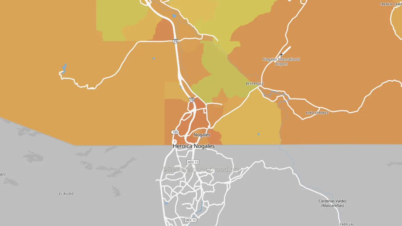Map of the best neighborhoods in the 85621 area, with better matches in green and worse matches in red