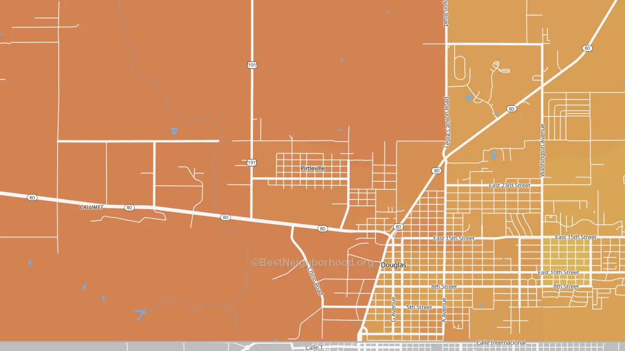 Map of the best neighborhoods in the 85626 area, with better matches in green and worse matches in red