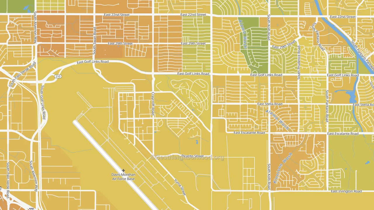 Map of the best neighborhoods in the 85708 area, with better matches in green and worse matches in red