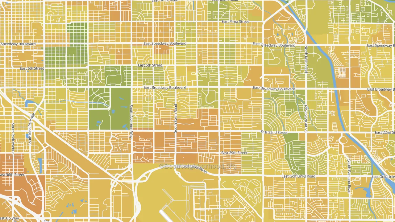 Map of the best neighborhoods in the 85711 area, with better matches in green and worse matches in red