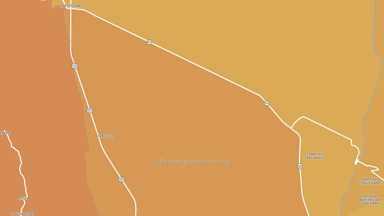 Map of the best neighborhoods in the 87577 area, with better matches in green and worse matches in red
