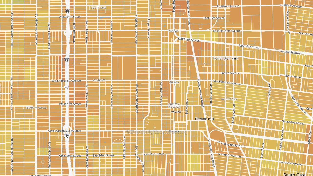 Map of the best neighborhoods in the 90001 area, with better matches in green and worse matches in red