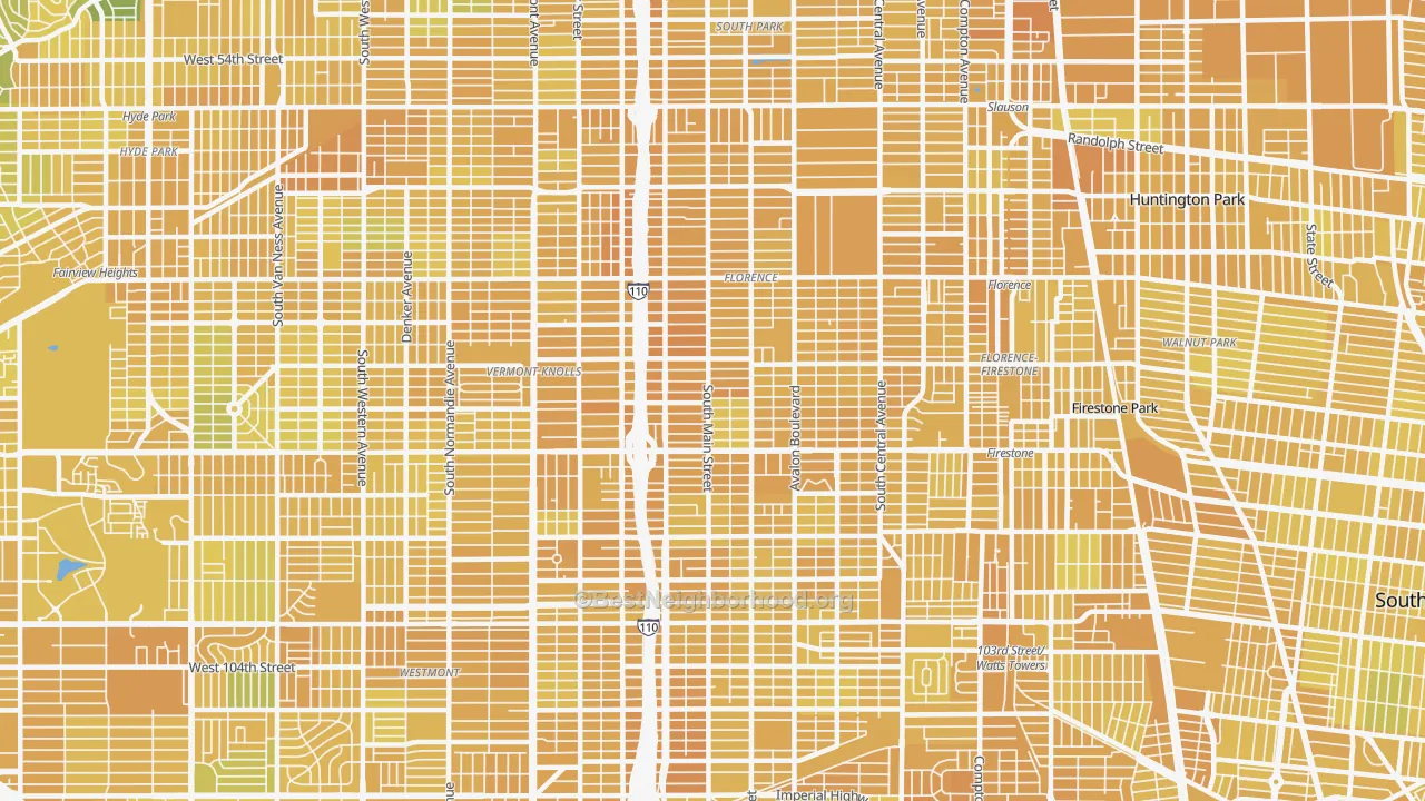 Map of the best neighborhoods in the 90003 area, with better matches in green and worse matches in red