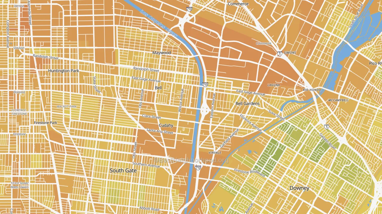 Map of the best neighborhoods in the 90201 area, with better matches in green and worse matches in red