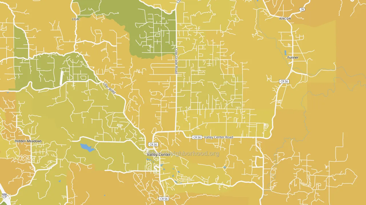 Map of the best neighborhoods in the 92082 area, with better matches in green and worse matches in red