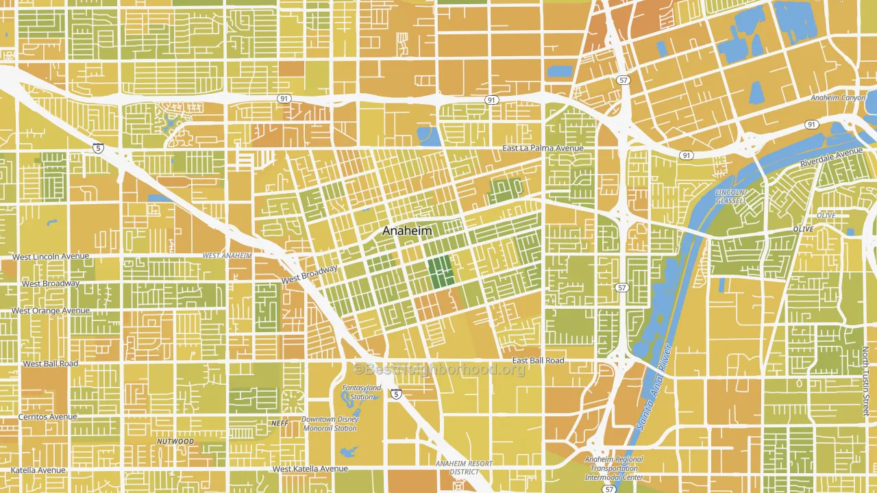 Map of the best neighborhoods in the 92805 area, with better matches in green and worse matches in red