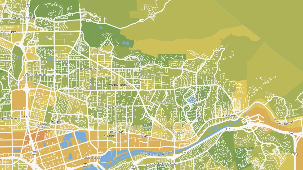Map of the best neighborhoods in the 92886 area, with better matches in green and worse matches in red