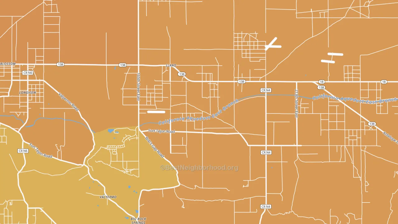 Map of the best neighborhoods in the 93544 area, with better matches in green and worse matches in red