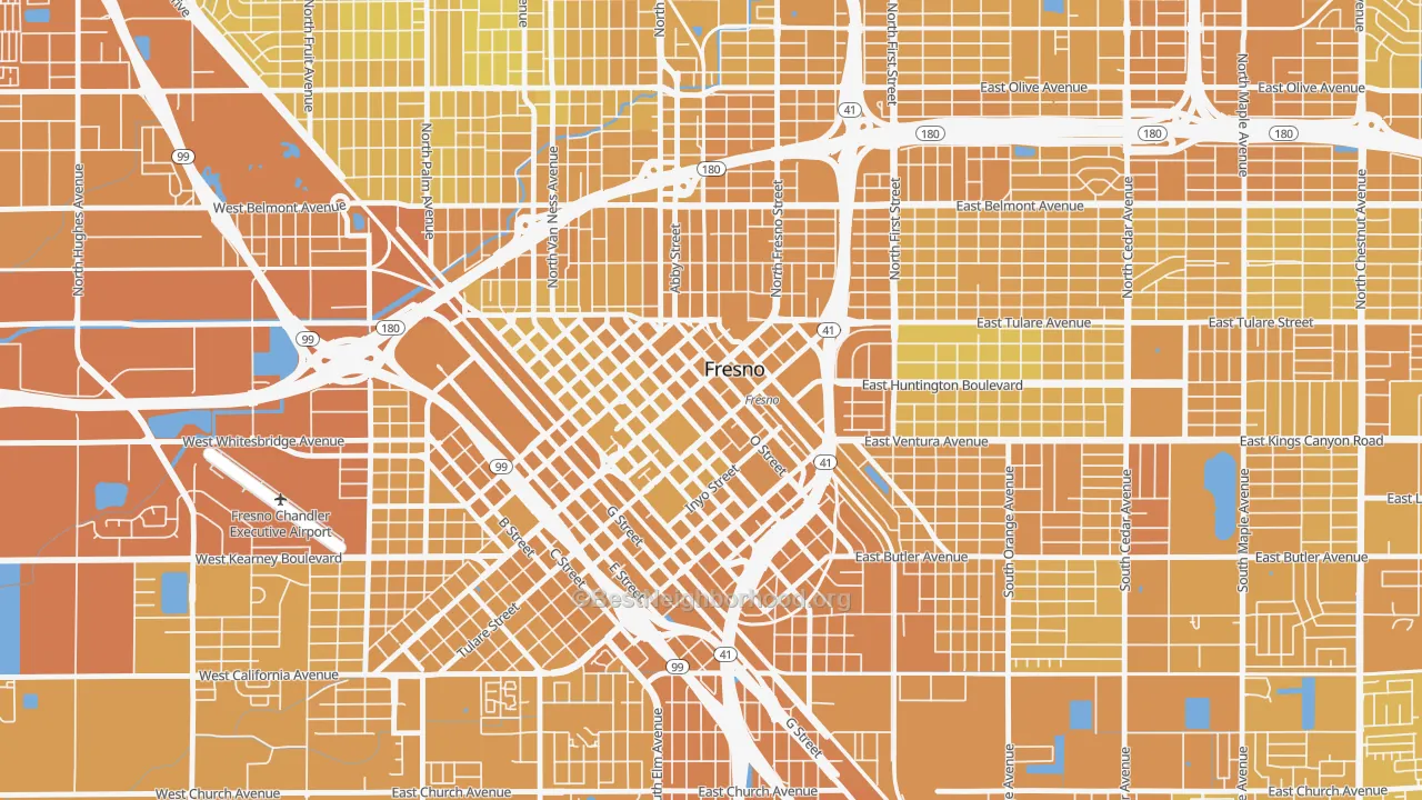 Map of the best neighborhoods in the 93721 area, with better matches in green and worse matches in red