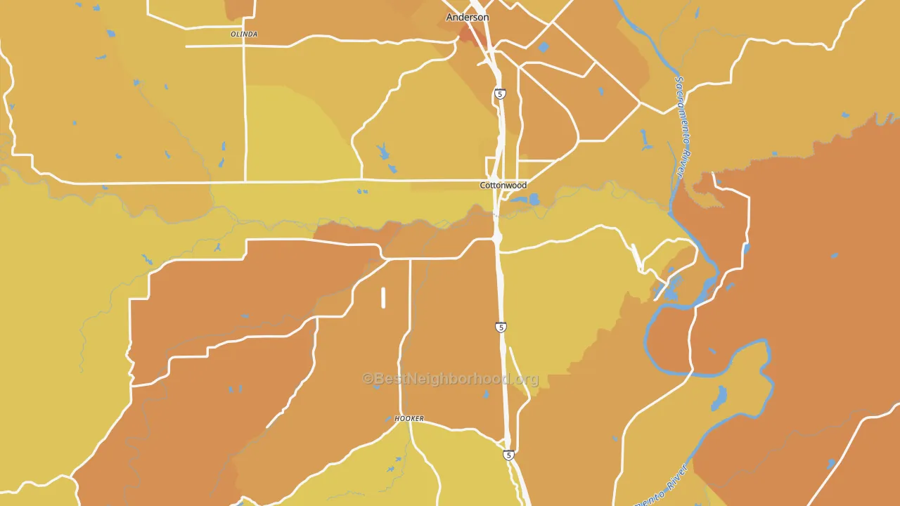 Map of the best neighborhoods in the 96022 area, with better matches in green and worse matches in red