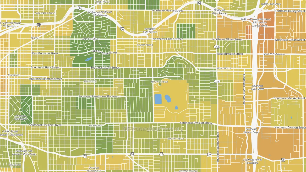 Map of the best neighborhoods in the 97215 area, with better matches in green and worse matches in red