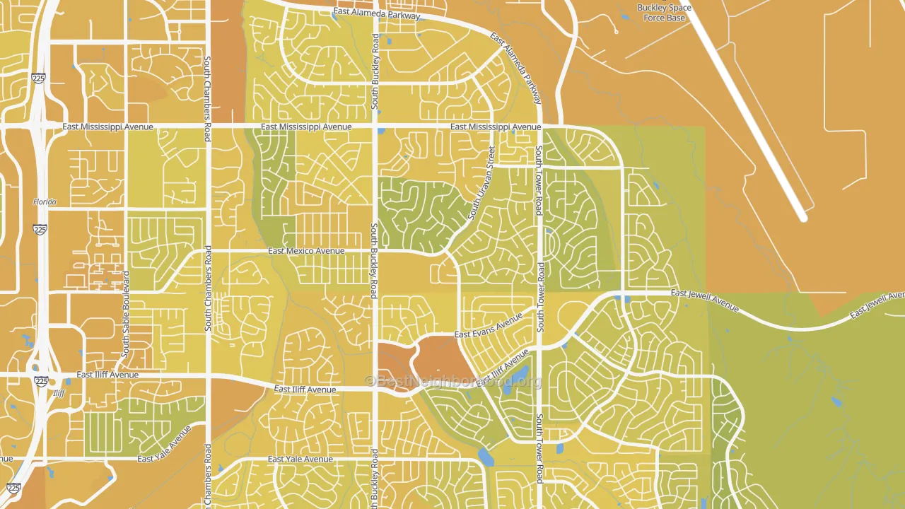 Map of the best neighborhoods in the Aurora Highlands, Aurora area, with better matches in green and worse matches in red