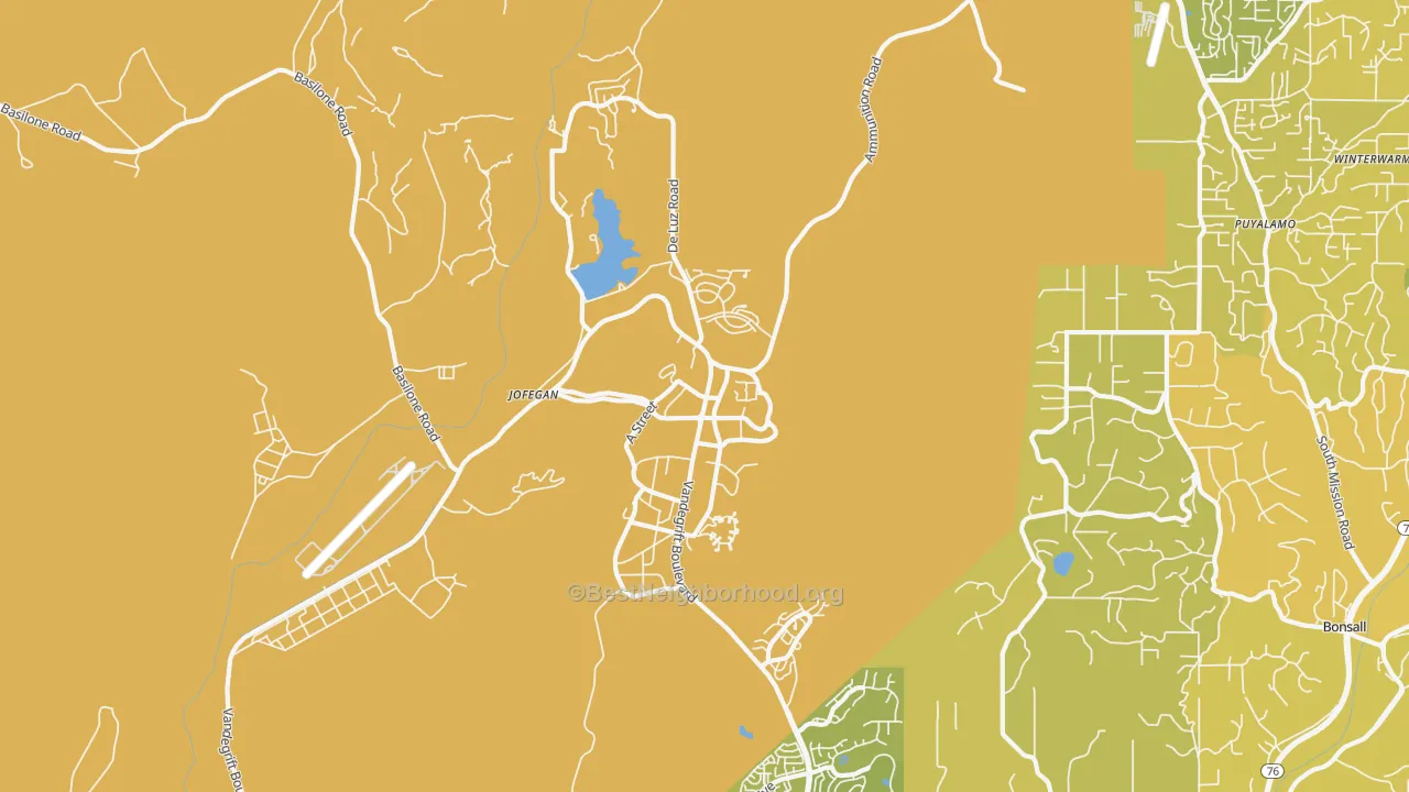 Map of the best neighborhoods in the Camp Pendleton North area, with better matches in green and worse matches in red