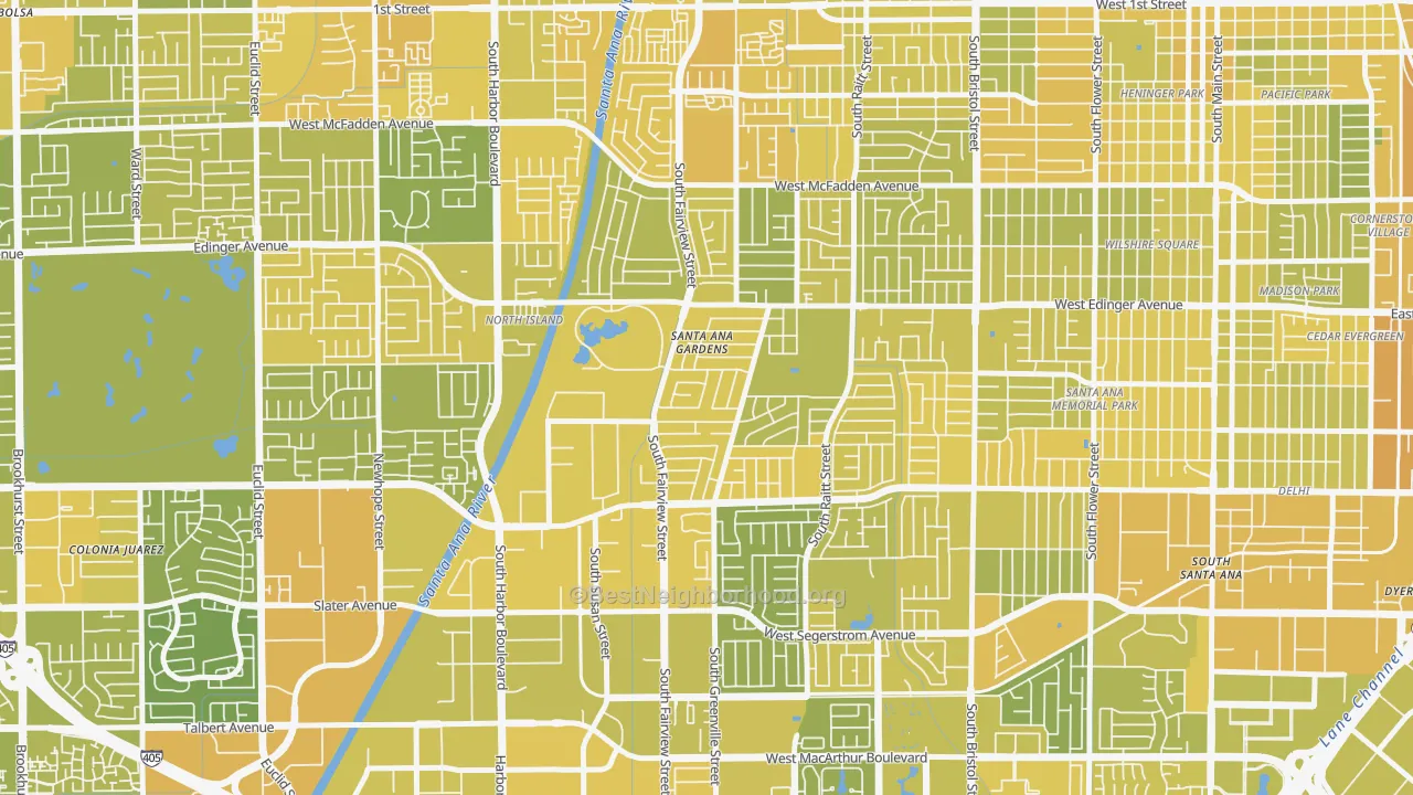 Map of the best neighborhoods in the Centennial Park, Santa Ana area, with better matches in green and worse matches in red