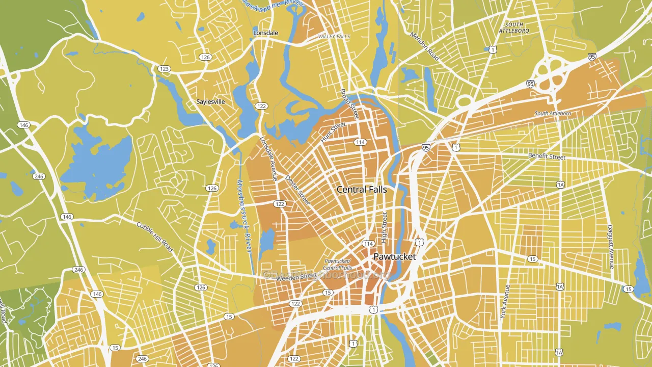 Map of the best neighborhoods in the Central Falls area, with better matches in green and worse matches in red