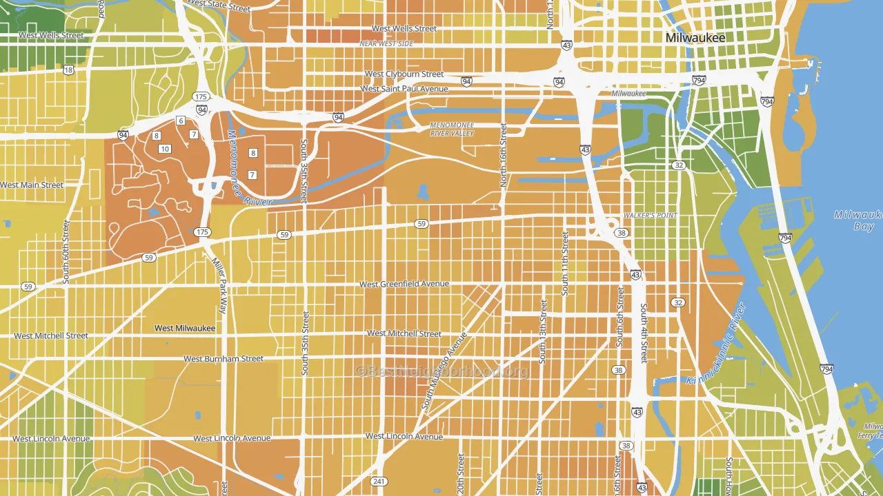 Map of the best neighborhoods in the Clarke Square, Milwaukee area, with better matches in green and worse matches in red